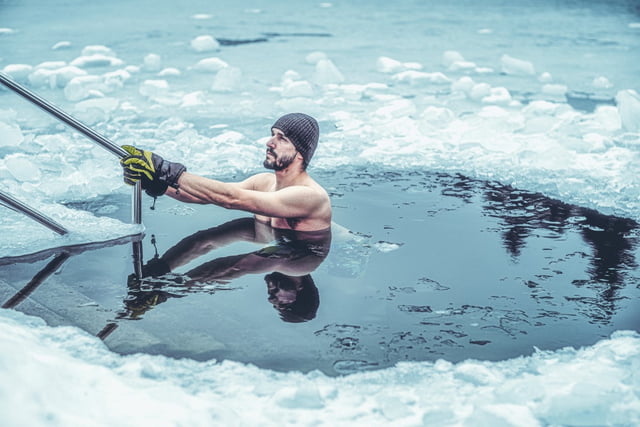 Titelbild Eisbaden